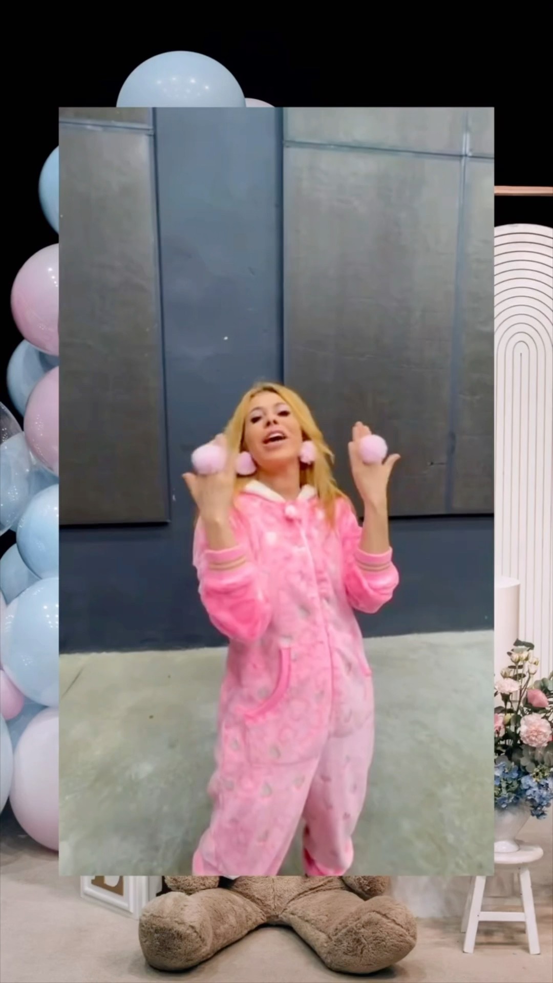 Joelma estava torcendo pra ser avó de menina, mas foi um menino