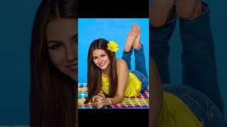 vanessa hudgens feet Victoria Justice feet 🦶🦶😍👅❤️
