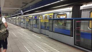 台北捷運C321型改裝車往頂埔離開BL11西門站