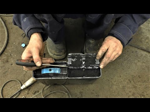 Видео: Как да премахнете рамото на задната чистачка на Ford Escape?