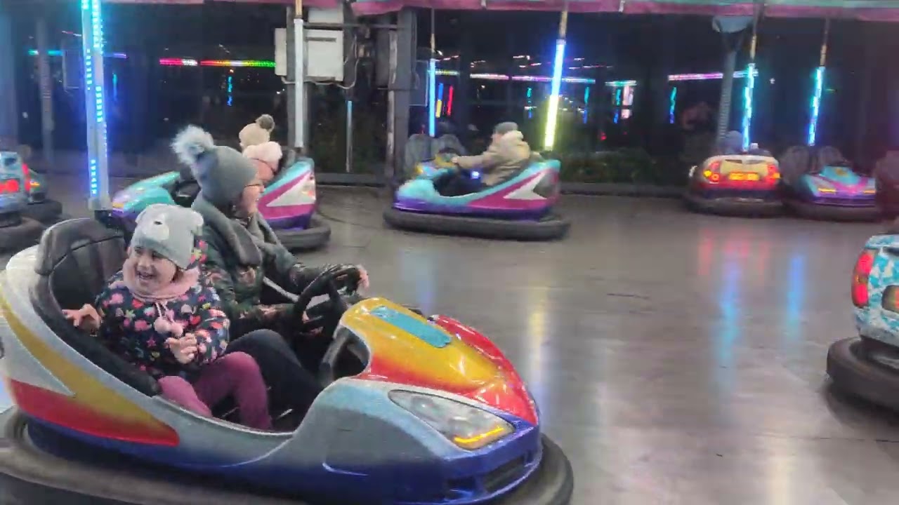 Romania 🇷🇴 Life in Bucharest. December 10, 2025. The Streets of Bucharest, Romania. Streets Scenes 