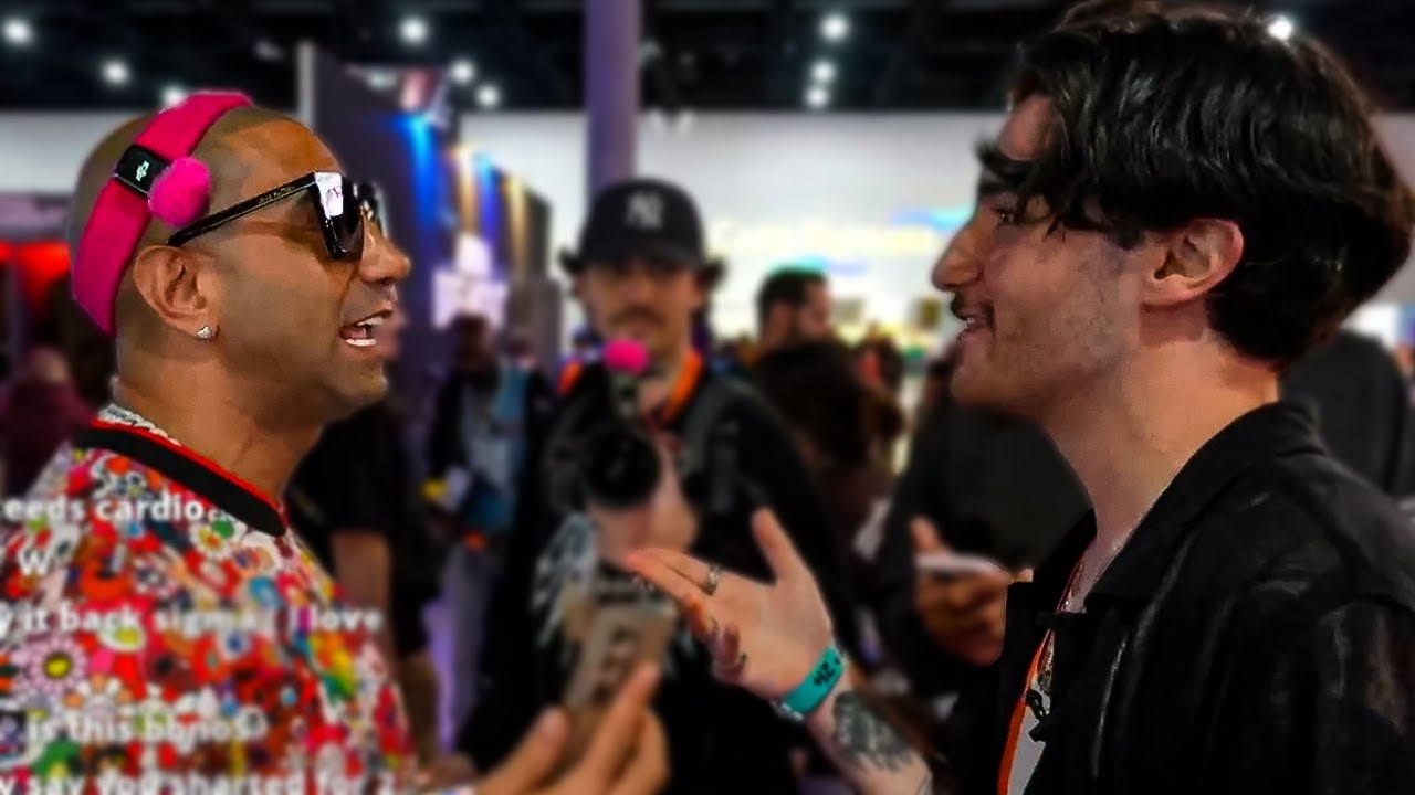 Crispy Met Fousey at TwitchCon