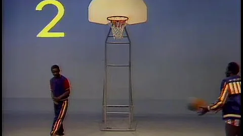 Classic Sesame Street - Harlem Globetrotters Miss: 3