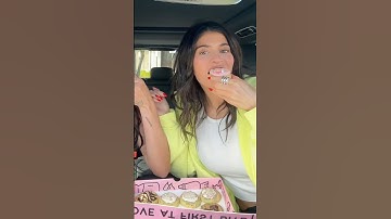 Trying Crumbl Cookies with Kylie Jenner!