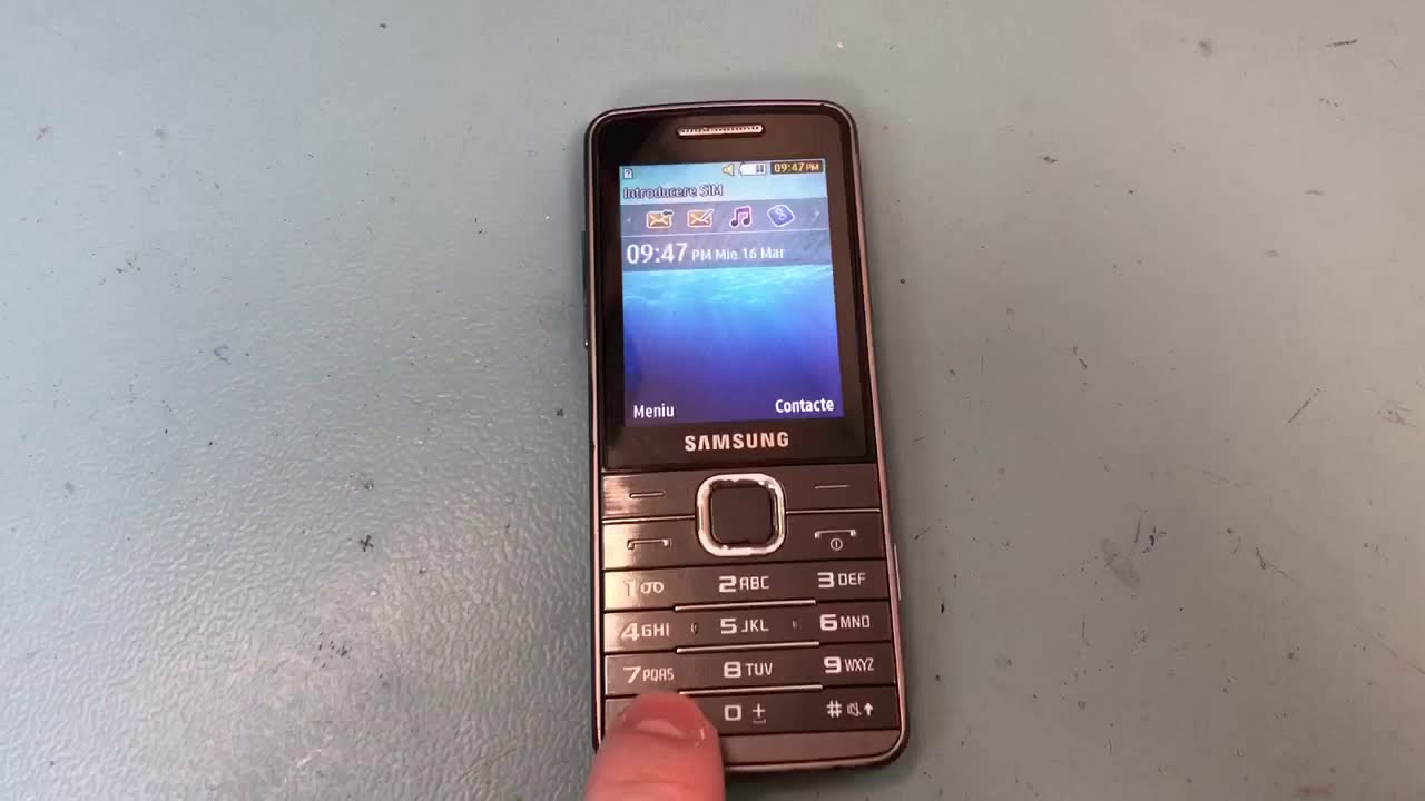 Samsung gt s5610. Samsung gt-s5610 Black. Samsung кнопочный s5610. Samsung gt-s5610 платформа.