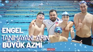 Yüzme aşkı engel tanımıyor