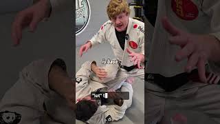 SIMPLE KNEE SHIELD PASS! 🔥 #MMA #MARTIALARTS #BRAZILLIANJIUJITSU #GRAPPLING #GI #NOGI #UFC