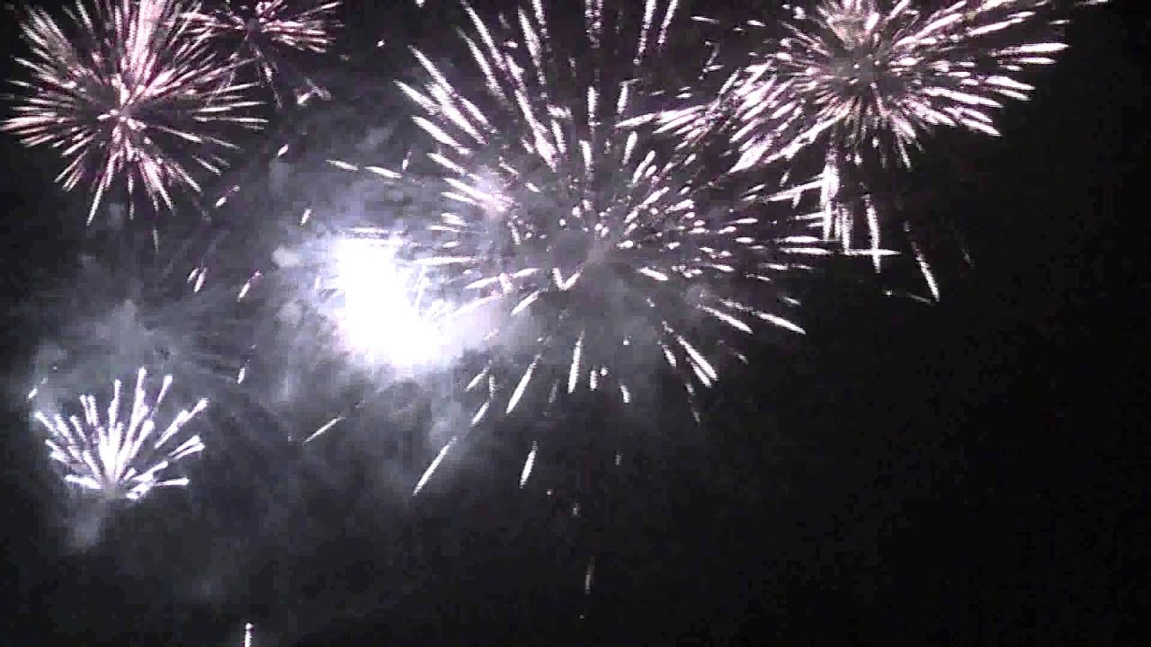 feu dartifice foire du trone  mai  youtube