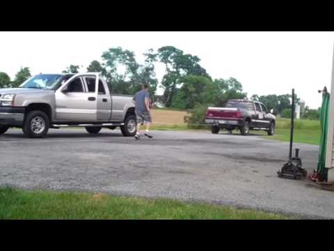 tug-of-war-duramax-vs-8.1-l