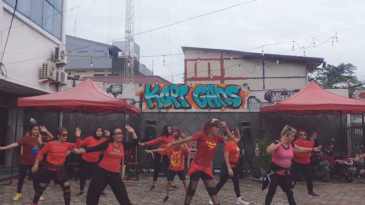 Seperti Mati Lampu || #CoverNassar (Elmo Genk X Conrad Good Vibration Cover) || #ChoreoByClubOlderia