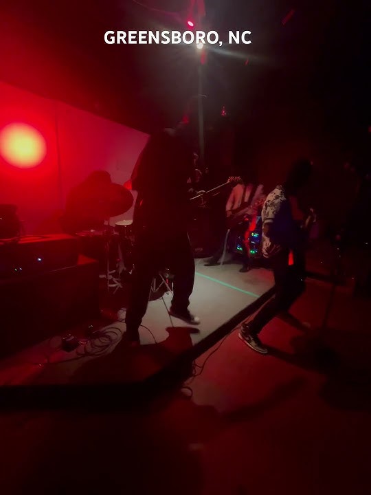 Pulled up with the ski  #punkrock