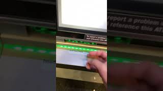 處理爛掉美鈔的方法是餵ATM，越來越覺得鈔票一張比一張還噁心🤮