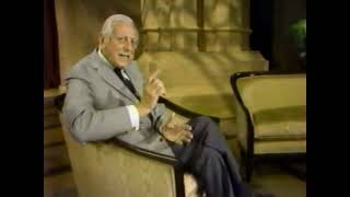 ALISTAIR COOKE - Intro to 'Lord Mountbatten: The Last Viceroy' (Part One) - MASTERPIECE THEATRE