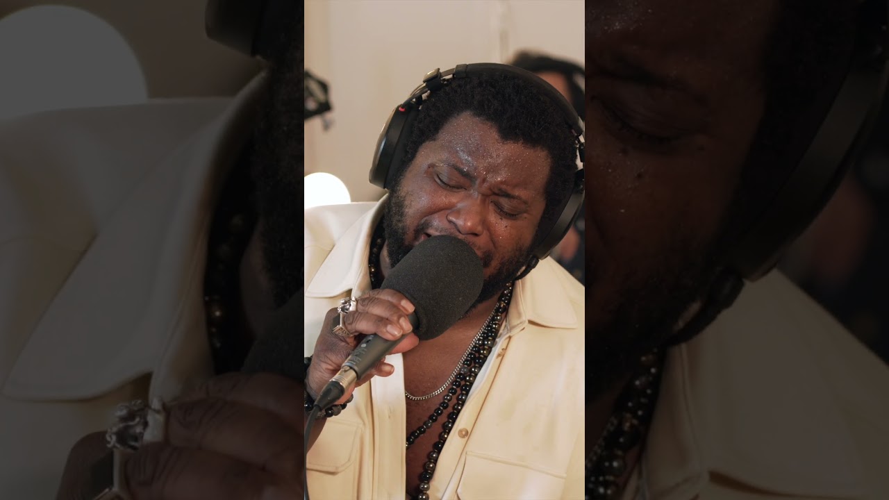 Wolfgang Valbrun - Almighty $ (Live Studio Performance) adlı videoyu YouTube'da izle Wolfgang Valbrun - Almighty $ (Live Studio Performance) adlı videoyu YouTube'da izle