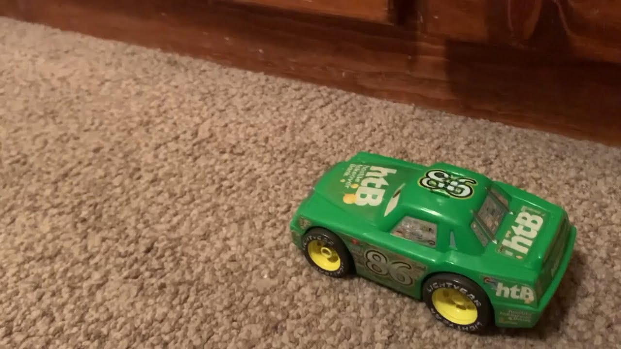 Cars Shake N Go The King, Chick Hicks And Lightning McQueen - YouTube