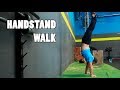 CAMINAR CON LAS MANOS HANDSTAND WALK