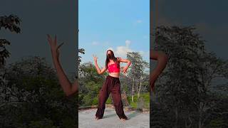 Minnal Adikudhadi | Double Occupancy l Santhosh, Reshma, Samyuktha, Vinoth | Sam CS #shorts #dance