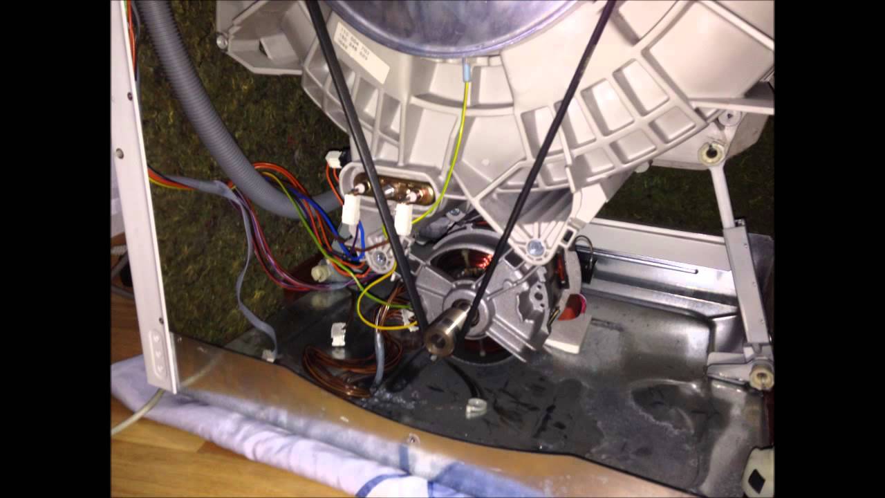 Aeg öko Lavamat 76730 Update Fehlerspeicher Reset AEG ÖKO_LAVAMAT 88840 Update Waschmaschine - YouTube