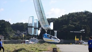 金沢工業大の人力飛行機、石川県の穴水湾を飛ぶ