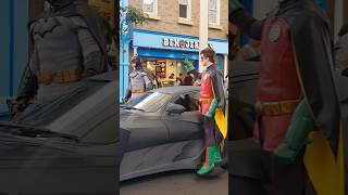 Superheroes, Stars & Smiles Movie World Parade Australia @WarnerBrosAustralia #looneytunes  #fyp