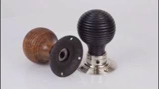 Wooden door knobs from www.castinstyle.co.uk
