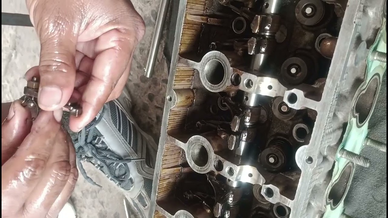 Maruti Gypsy king , Valve Leak test Best way how find leaked valve by using petrol .Fitting by asary