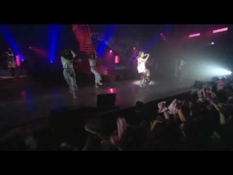 Alizée - Youpidou (Live - En Concert 2004)