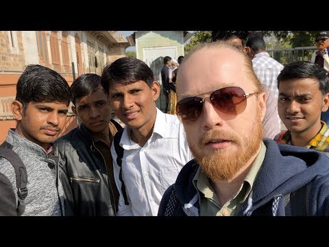 Video: Matkaopas Kultaiseen kolmioon Intiassa