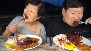 치즈 듬뿍 넣어 솥뚜껑에 튀긴 [[수제 치즈 돈까스(Handmade cheese pork cutlet)]] 요리&먹방!! - Mukbang eating show