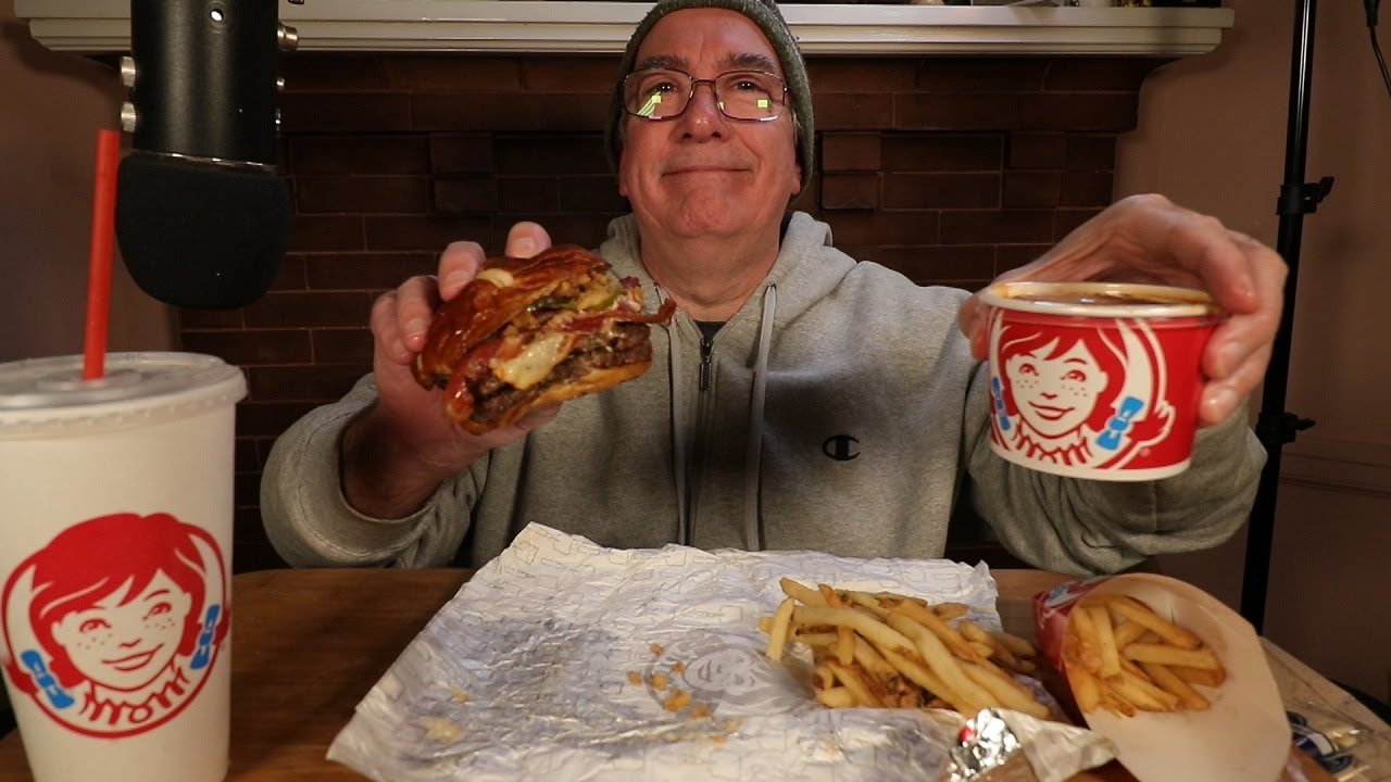 ASMR Eating Wendy's Pretzel Bacon Pub Cheeseburger
