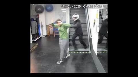 academia de Jiu Jitsu x assaltante