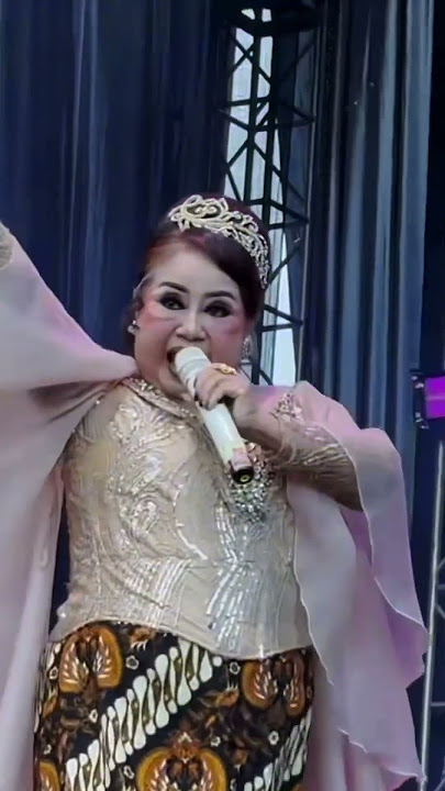 Sulam cinta #flowercityfest #bajidor #vokalsunda #bungsubandung #hiburan #coversong