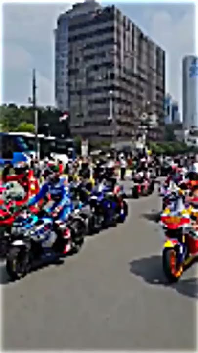 JEDAG JEDUG || KEDATANGAN PEMBALAP MOTOGP DI SIRKUIT MANDALIKA LOMBOK 😱 #short  #shorts