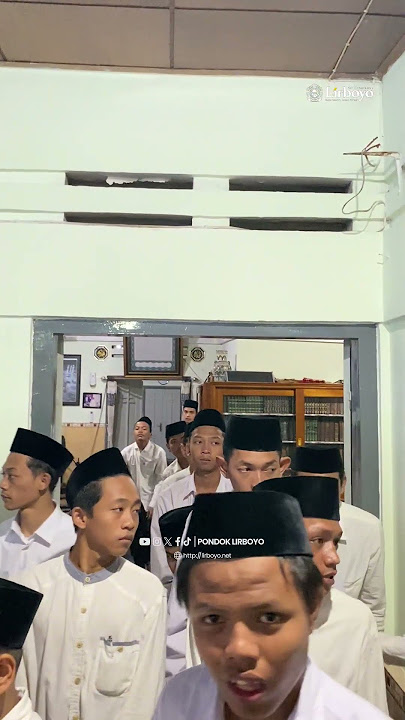 Kegiatan rutin “Sowan Masyayikh' #PondokLirboyo #SantriLirboyo #Santri #Lirboyo #Sowan