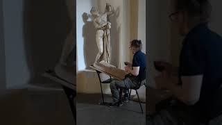 рисую скульптуру в Академии художеств