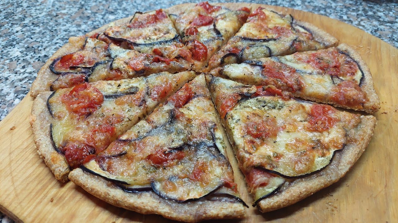 Pizza integrale con melanzane alla parmigiana