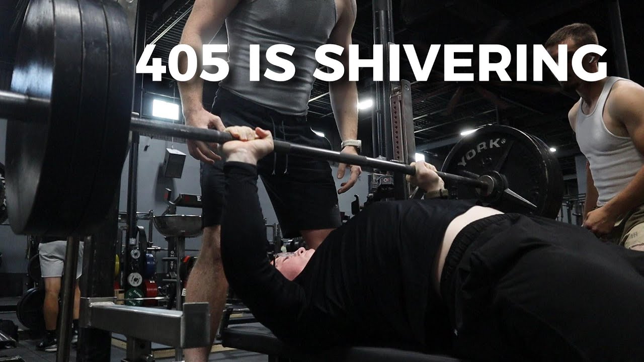 SILLY LIFTERS HIT CHEST - YouTube