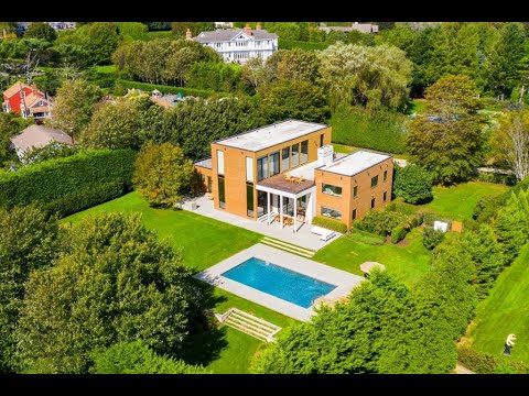 21 Stephen Halseys Path, Water Mill, NY home video tour