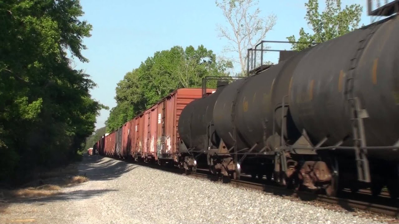 KCS SD70MAC 3942 leads NS 339 at Coaling, Alabama YouTube