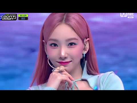 Taeyeon 태연 太妍 — “weekend” | Stage Mix