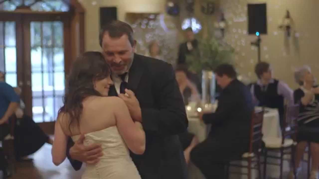 😭😭😭Bride lost father before the wedding.  Eevin + Derek's Wedding Video at Coles Garden