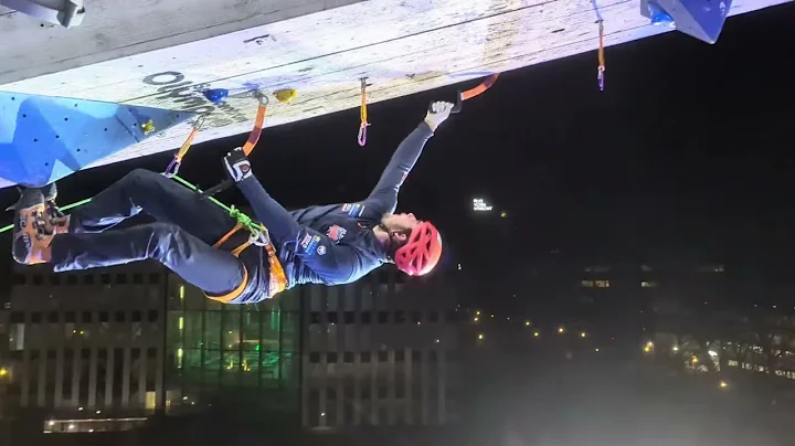 PXL 20251213 192114581 TS