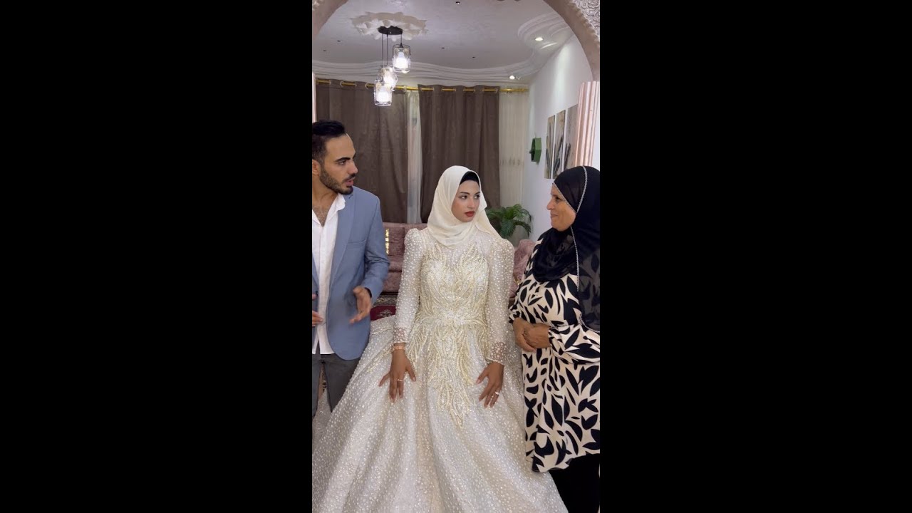 عروسه تتصدم ليله دخلتها ان حماها وحماتها هيقعدوا معاها شهر