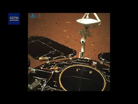 Первые снимки китайского марсохода