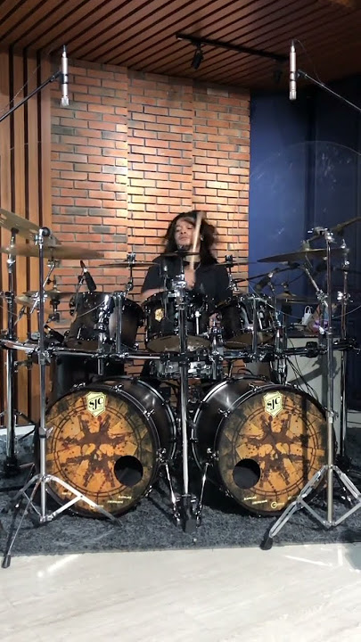 Putra Pra Ramadhan Strangers - Berhala at #nguberdrummer Vol. 3