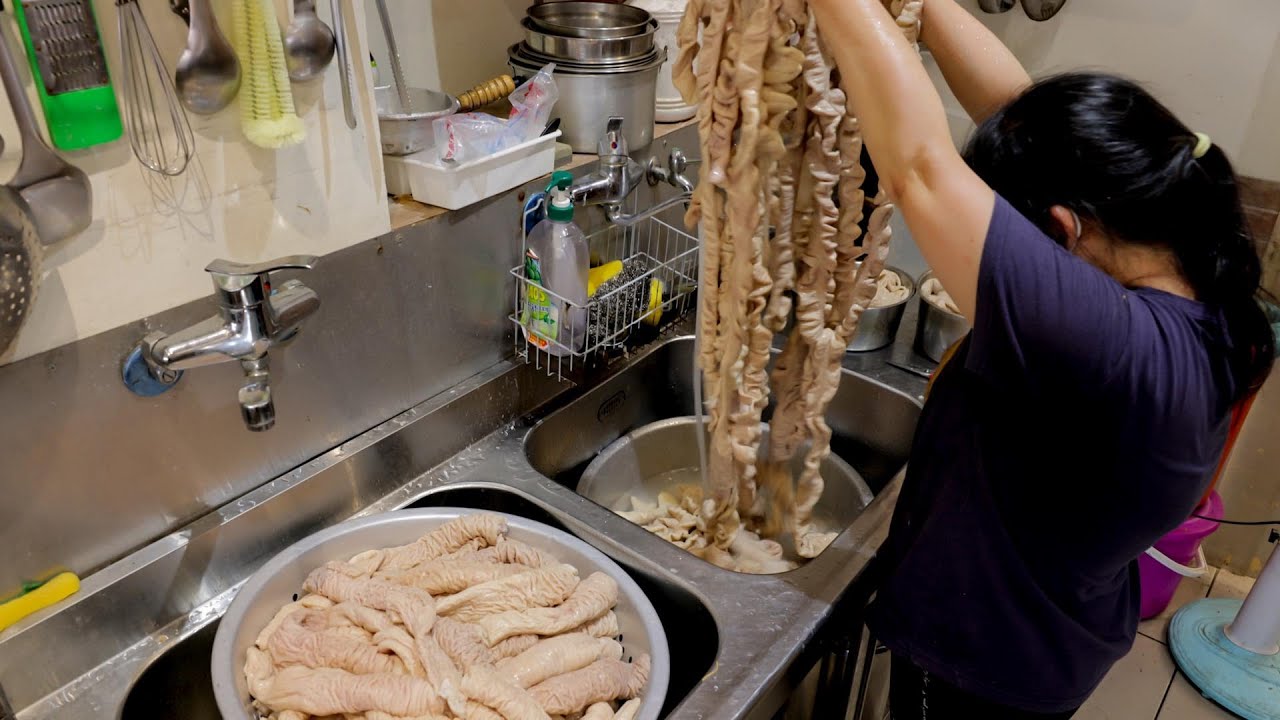 Иконическая уличная еда Тайваня: Oyster Mee Sua, приготовление вонючего тофу