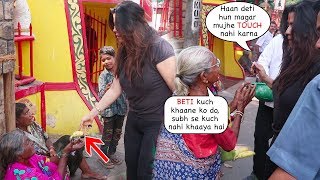 Ekta Kapoor Treats Beggars As Untouchables By Giving Them Fruits Without Touching Them At Temple