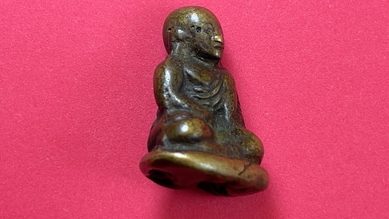 ศึกษาพระรูปหล่อหลวงพ่อเงินวัดบางคลาน พิมพ์ขี้ตาสี่ชายเล็ก ￼￼