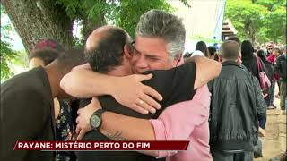 Familiares e amigos prestam últimas homenagens à Rayane