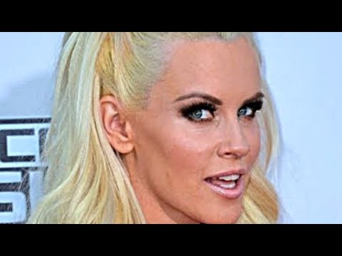 Jenny McCarthy , 52 , Shows Her Huge Size In New Bikini Photos